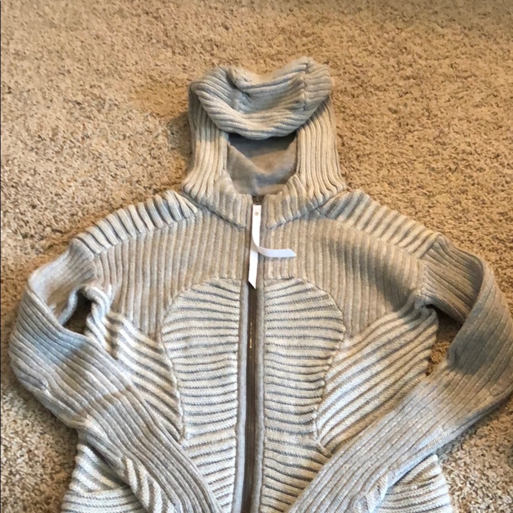 Lululemon sweater